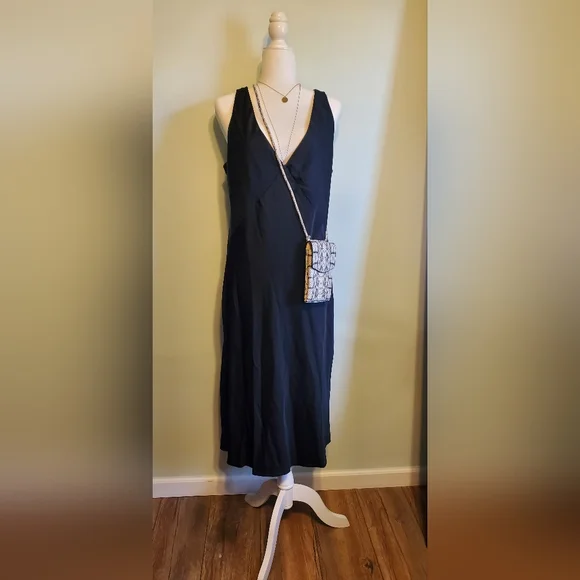 Black Slip Dress "A New Day"+Crossbody Bag. - Picture 4 of 7